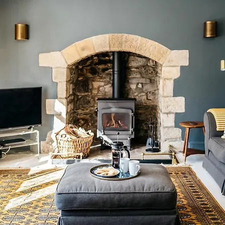 8 Bed In Newquay 81510 St Columb Major